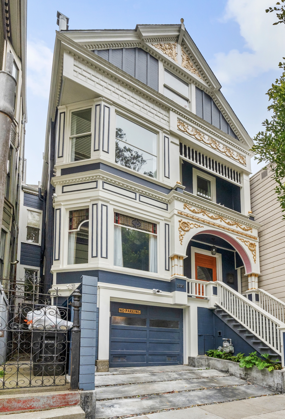 A light-filled San Francisco kitchen