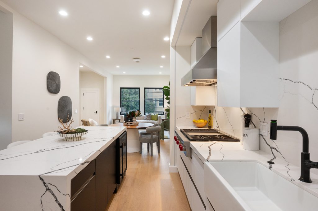 Modern Two – Level Retreat – Cow Hollow — photo 1 of 39